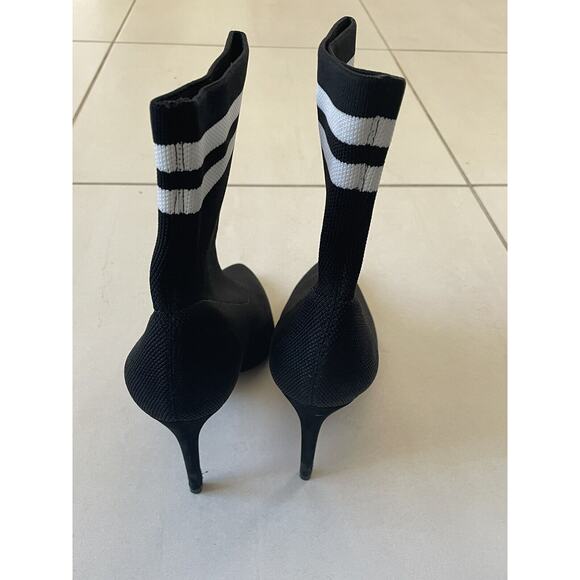 Schutz Boots Women Gisela Sock Booties Pull On Colorblock FLAWS - Picture 6 of 12